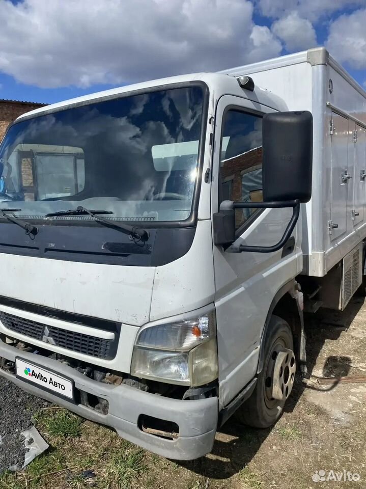 Рефрижератор Mitsubishi Fuso